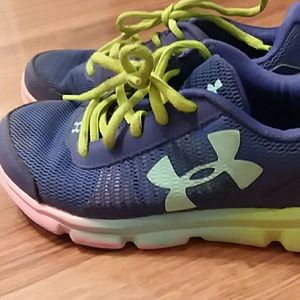 Under Armour girl's sneakers